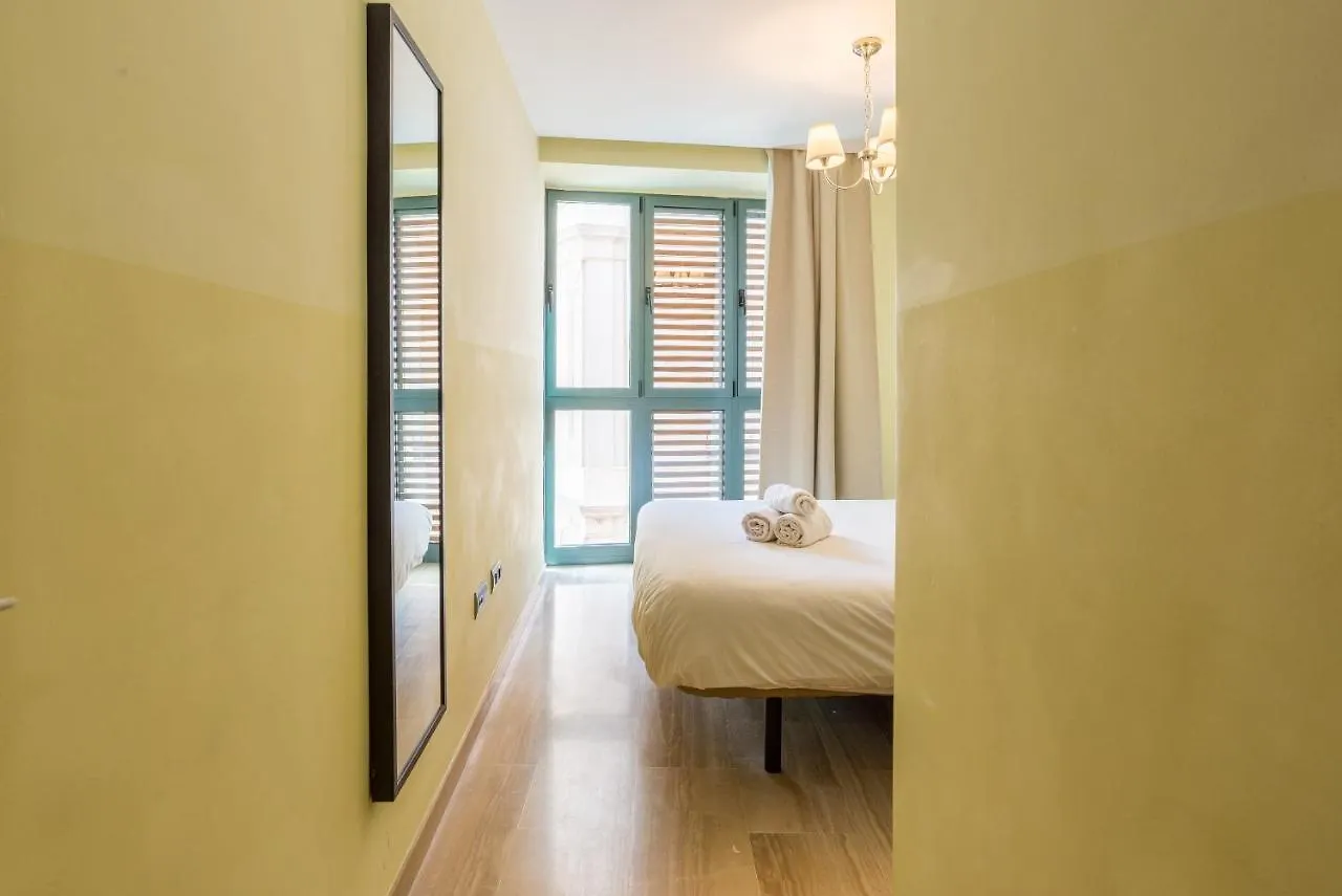 Plaza Uncibay Apartment Malaga Spain